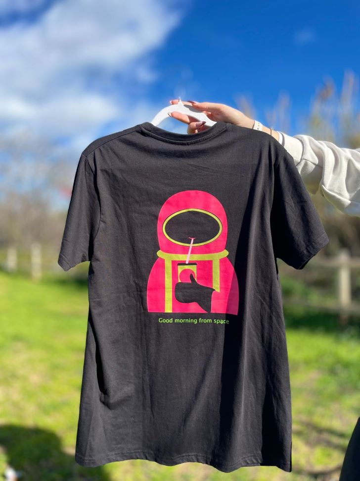anduvers-chico-astro- camiseta-azul
