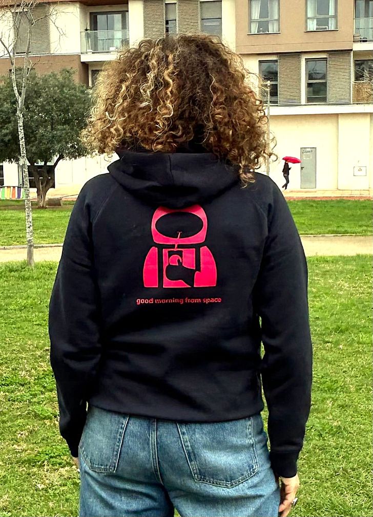 sudadera unisex diseÑadora nacional algodon organico azul marino astro espalda